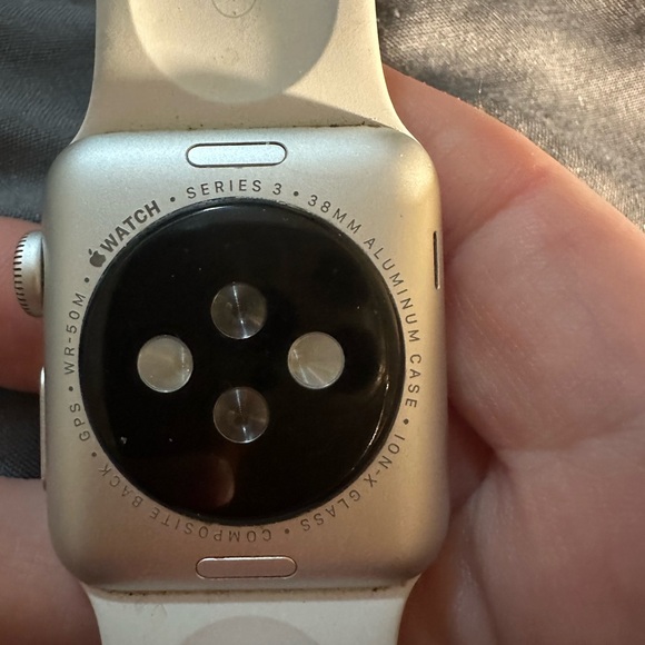 Series 3 Apple Watch barely used - Picture 1 of 3